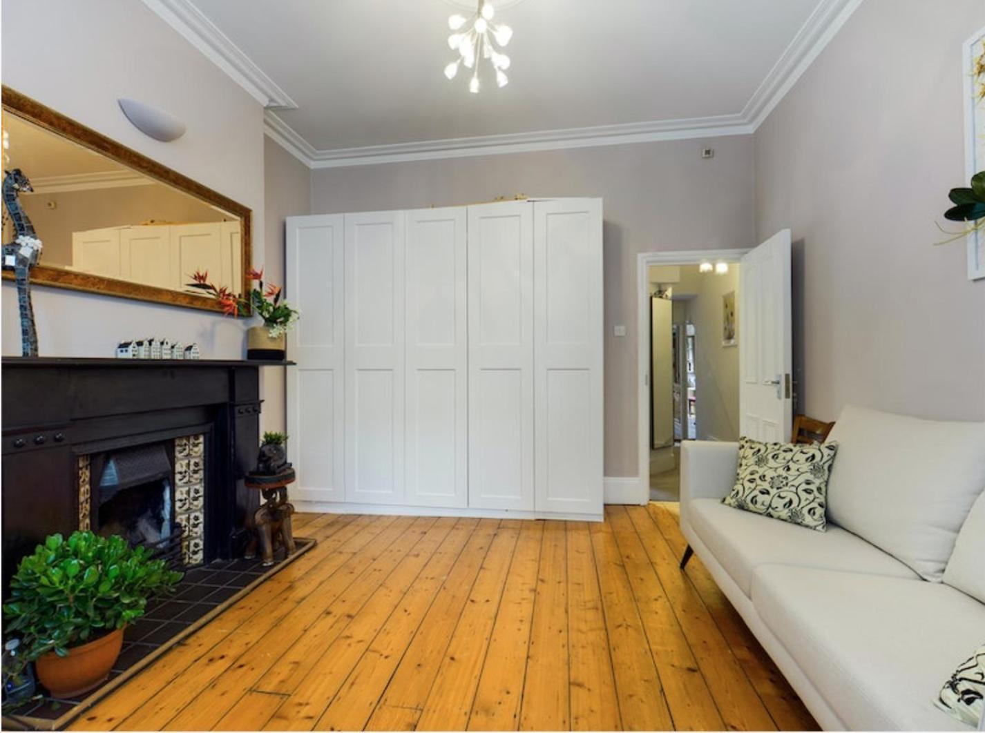 The Clapham Apartment With Private Patio London Exterior foto